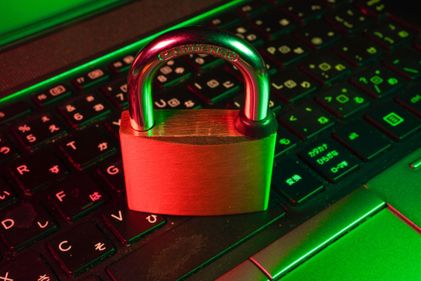 Phishing: Mit welchen Tricks Betrüger unter fremden Firmennamen an private Daten kommen